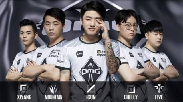 出脚前抬头 出脚前抬头