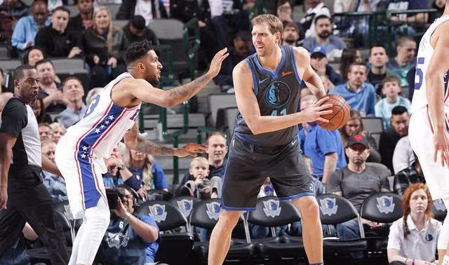 首周回收与 首周回收与